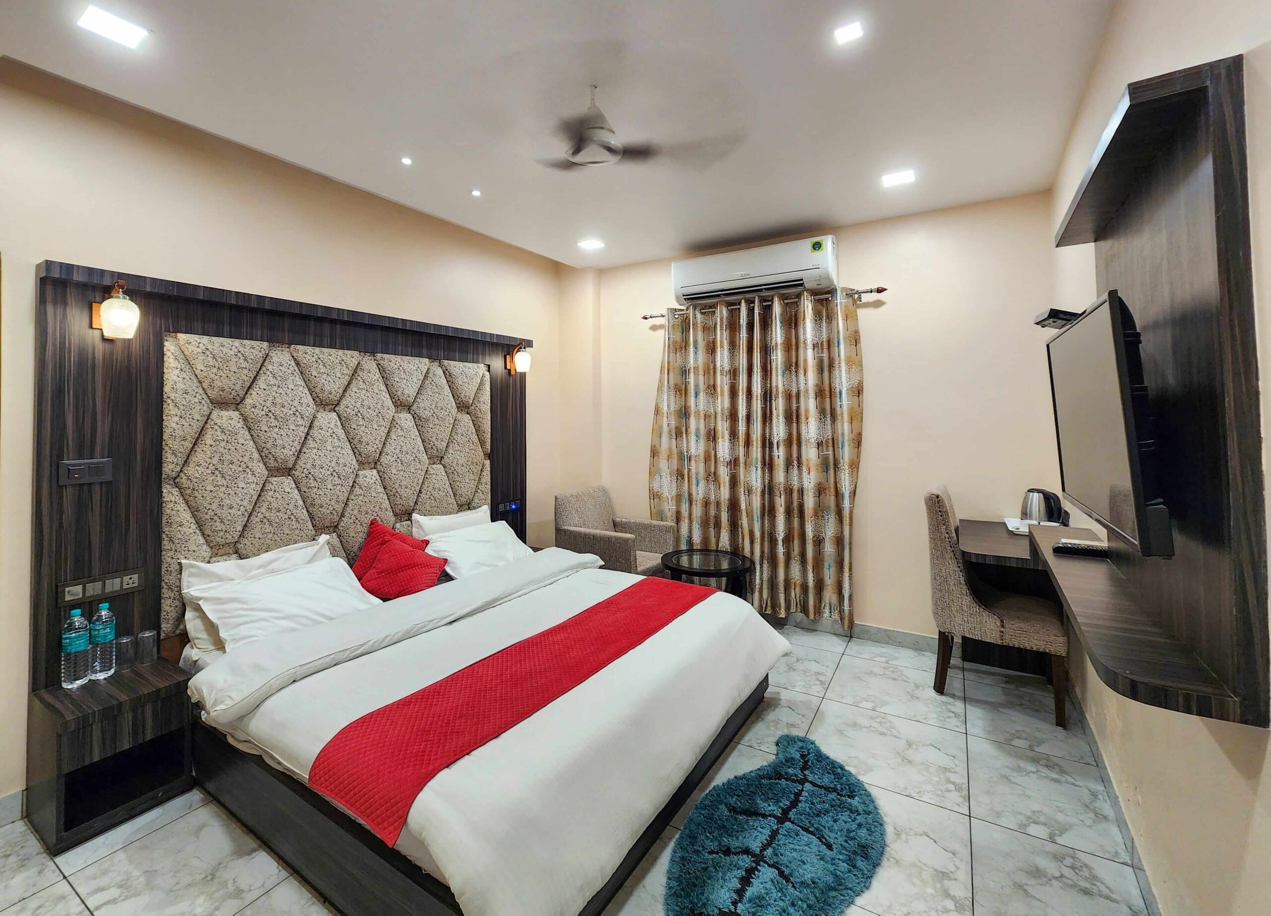 Deluxe AC Room - Hotel Riverdale Haridwar